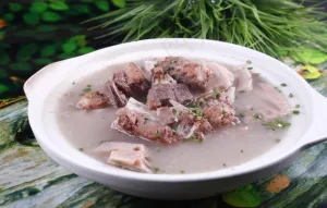 龙骨藕汤图片