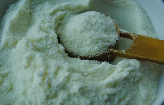 奶粉 牛奶 婴儿奶粉 中老年奶图片