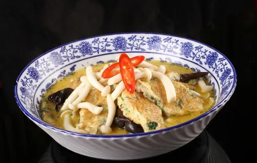 菌菇烩蛋饼图片 菌菇烩蛋饼图片