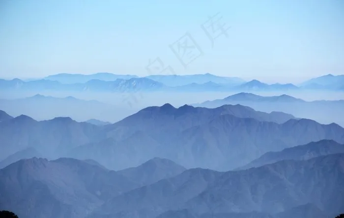 层峦叠嶂图片