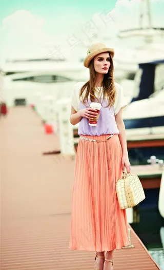 外国美女服装模特图片