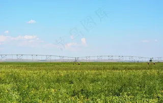 农业喷灌灌溉机器设备图片