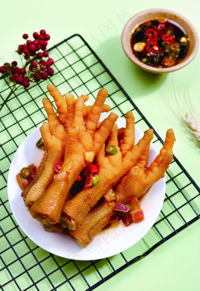 麻辣凤爪图片
