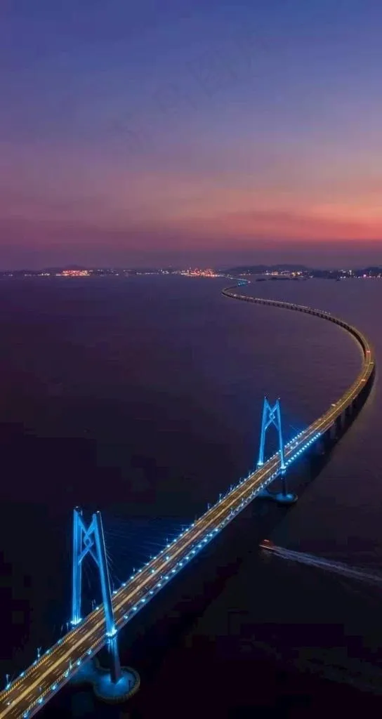 世界最长跨海大桥图片