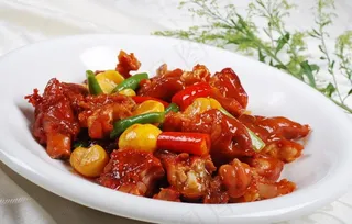 板栗烧猪手图片