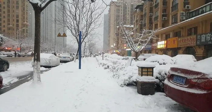 城市雪景图片