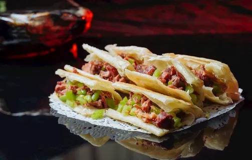 驴肉火烧图片 驴肉火烧图片