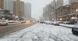城市雪景图片