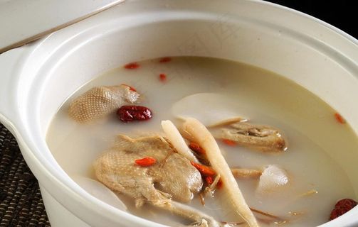 天麻乳鸽煲图片