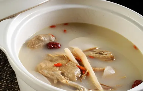 天麻乳鸽煲图片 天麻乳鸽煲图片