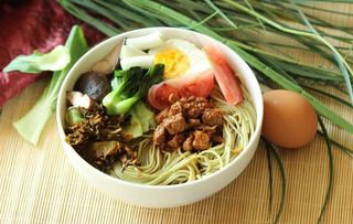 绿色面条 苦荞条 蔬菜面图片