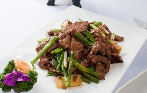 姜葱炒小牛肉图片 姜葱炒小牛肉图片