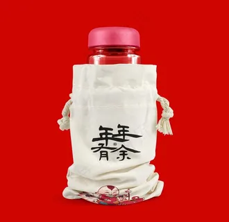 瓶子样机图片 瓶子样机图片