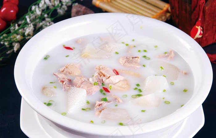 山药炖老鸡图片
