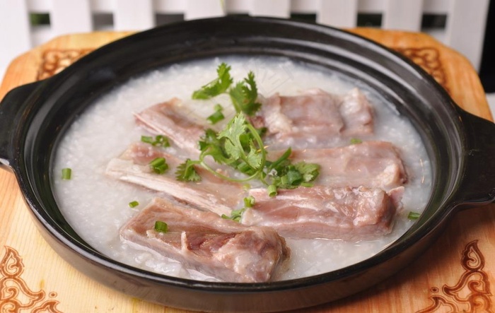 广州咸骨粥图片