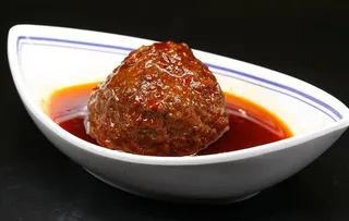 红烧狮子头图片