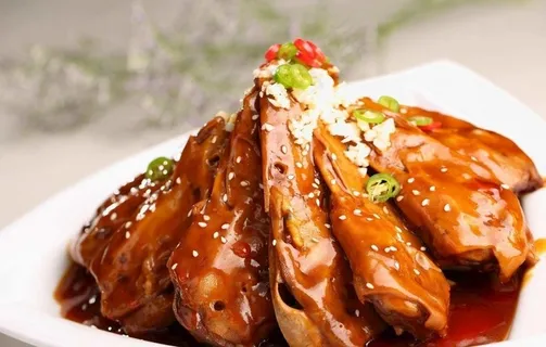 卤鸭头图片 卤鸭头图片