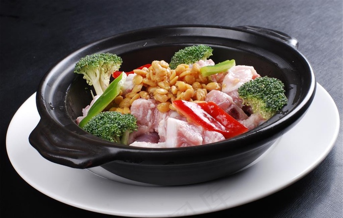 面豉酱焖排骨图片