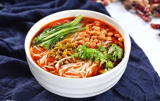 麻辣面图片
