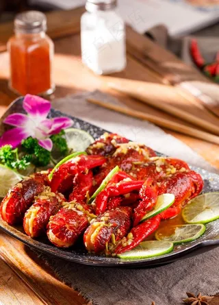 蒜蓉小龙虾图片