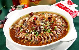 豉汁蒸鳗鱼图片