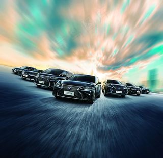 雷克萨斯混动汽车图片