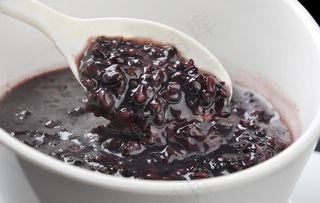 黑米粥图片