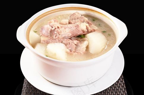砂煲萝卜炖排骨图片