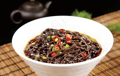 酸辣蕨根粉图片 酸辣蕨根粉图片
