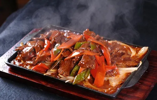 铁板牛肉图片 铁板牛肉图片