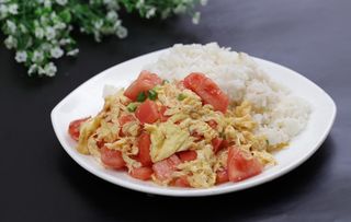 西红柿鸡蛋饭图片
