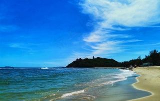 珍珠湾  大海沙滩图片