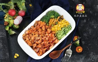 脆皮鸡烤肉双拼饭图片