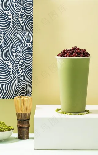 红豆抹茶奶茶图片