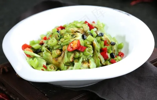 豆豉青椒炒苦瓜图片 豆豉青椒炒苦瓜图片