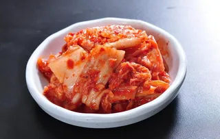 美味小菜 辣白菜 拌腐竹图片