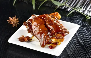 卤猪肘子图片