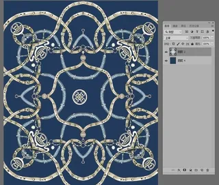 蓝底金属链条铆钉皮带扣穿插服装图片