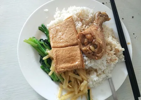 鸡腿饭图片 鸡腿饭图片