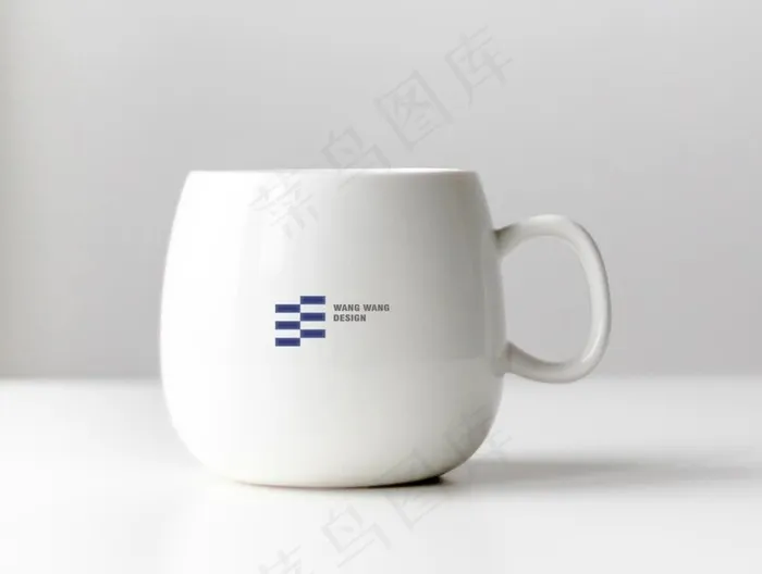 水杯样机图片