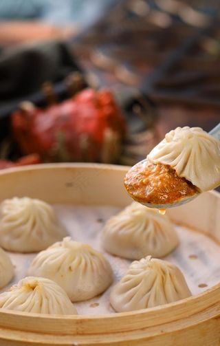 蟹黄汤菜鸟图库片