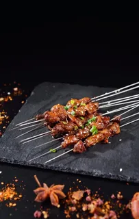 烤牛肉串图片 烤牛肉串图片