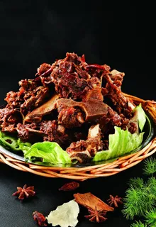 香卤牛骨头图片 香卤牛骨头图片