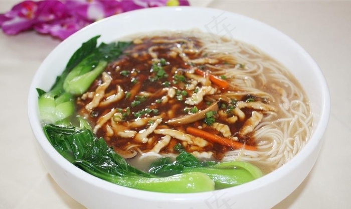 青菜肉丝面图片
