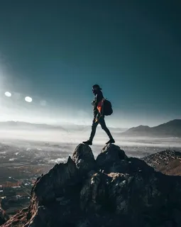 行走在巅峰图片 行走在巅峰图片