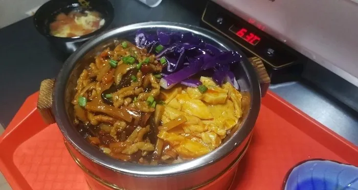 木桶饭图片