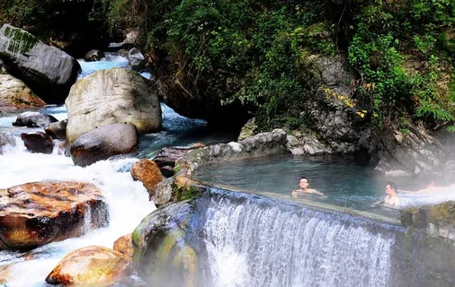 螺髻九十九里温泉瀑布图片 螺髻九十九里温泉瀑布图片