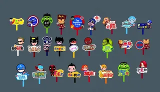 漫威英雄手举牌图片