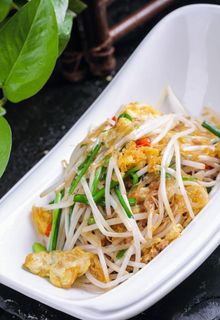 豆芽韭菜炒粉丝图片