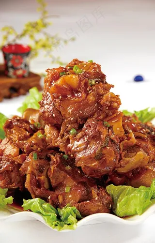 手抓大骨头图片